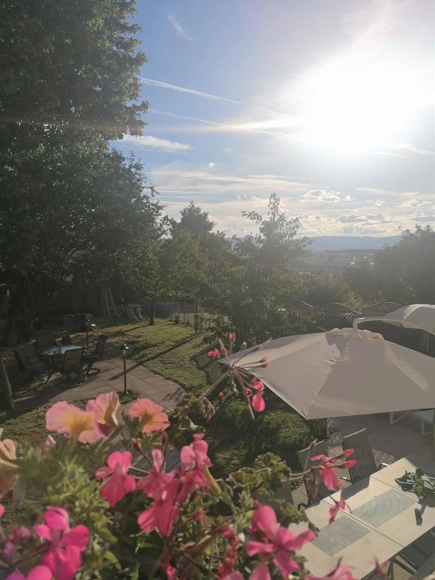 Cap Bonheur Hotel Saint-Cierges Екстериор снимка